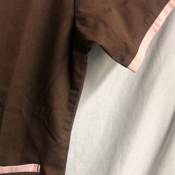 Brown pink nurse scrub top nurse mates small euc - Picture 7 of 10